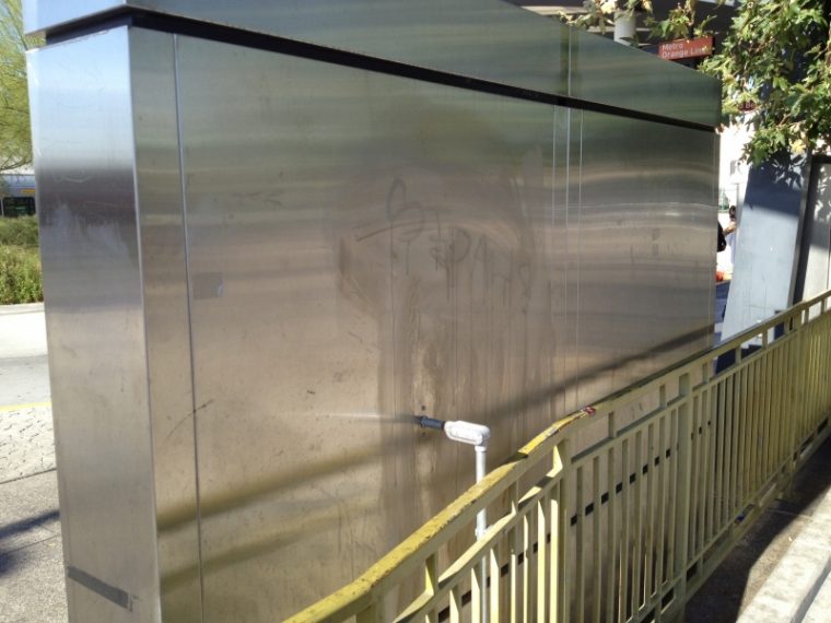 How To Protect Your Oakland Property From Vandalism With pour Graffiti Window Film Berkeley