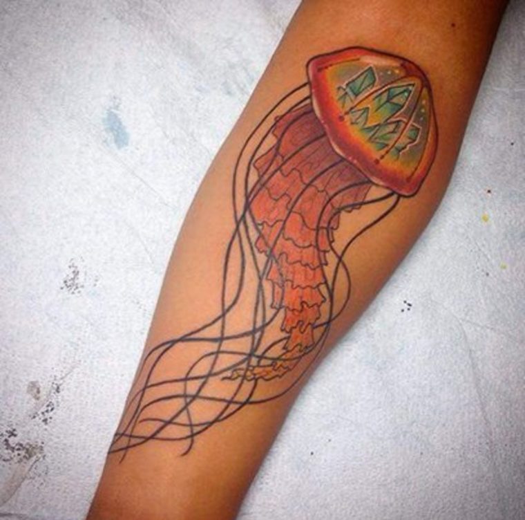 Jellyfish Tattoos – Tattoo Ideas, Artists And Models pour Jellyfish Tattoo Simple