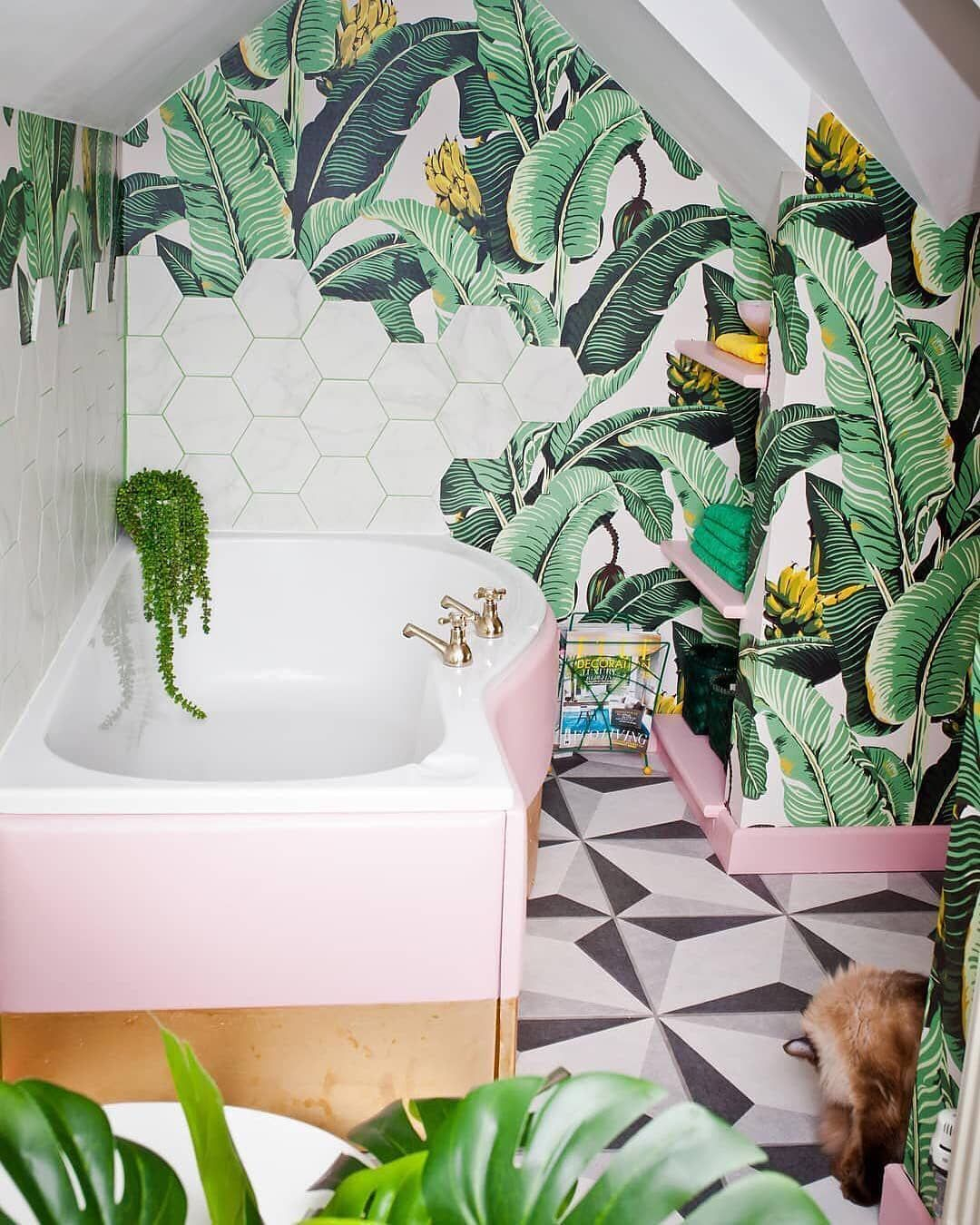 Jungle Decor Bathroom!! 📷 By @Oxfordone #Olivrahomedecor# intérieur Safari Bathroom Decor