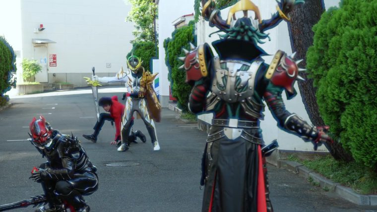 Kamen Rider Saber – Episode 6 – Review – Noobshido Games dedans Kamen Rider Saber Wiki