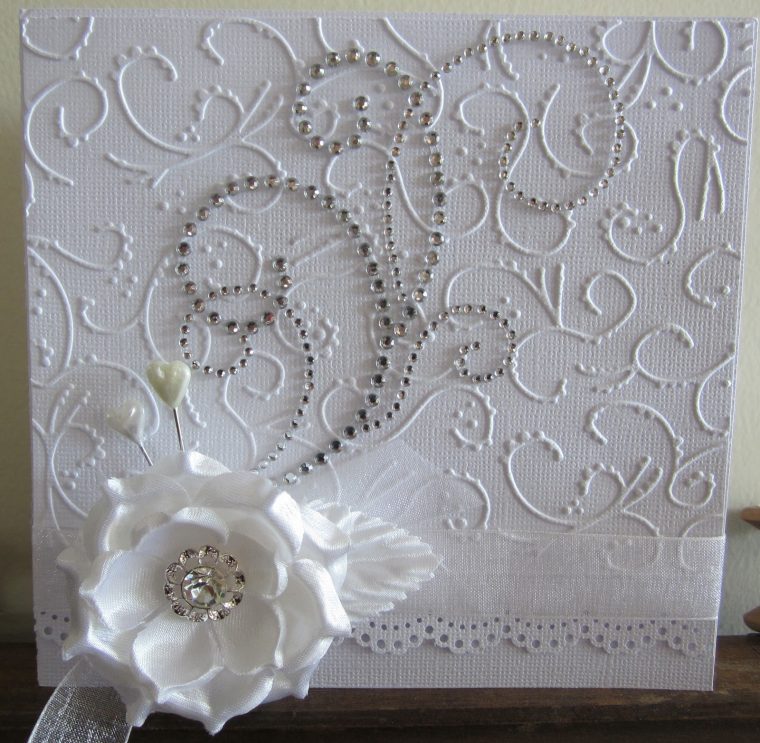 Kerrie Gurney : Embossed Cards With Couture Creations serapportantà Prima Ribbon And Fibers