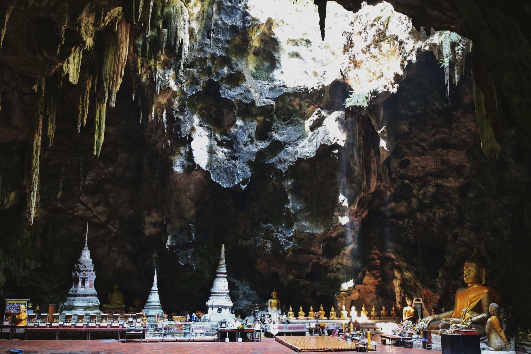 Khao Luang Cave In Phetchaburi, Thailand - Justina Vanessa dedans Phetchaburi Flights 