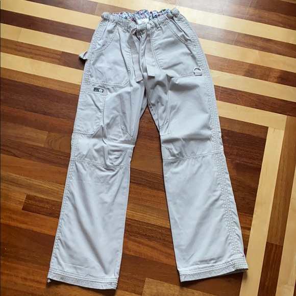 Koi Pants &amp;amp; Jumpsuits  Koi Khaki Scrub Pants Xs New destiné Khaki Scrub Pants 