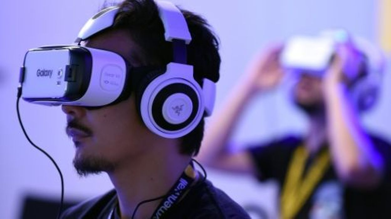 La Réalité Virtuelle Veut Se Projeter Au-Delà Des Jeux Vidéo serapportantà Ouftivi Jeux