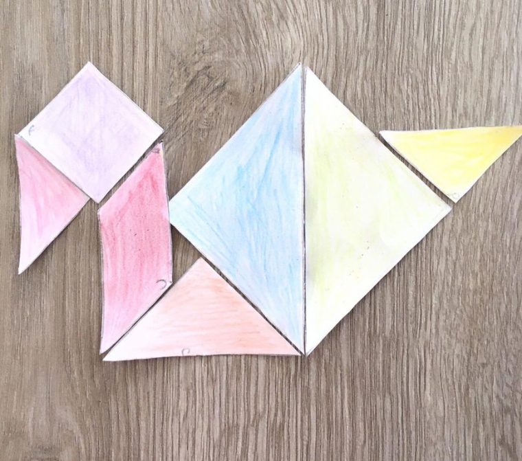 Le Puzzle Le Tangram  Pour Faire Des Maths En Amusant pour Jeu Set Et Math