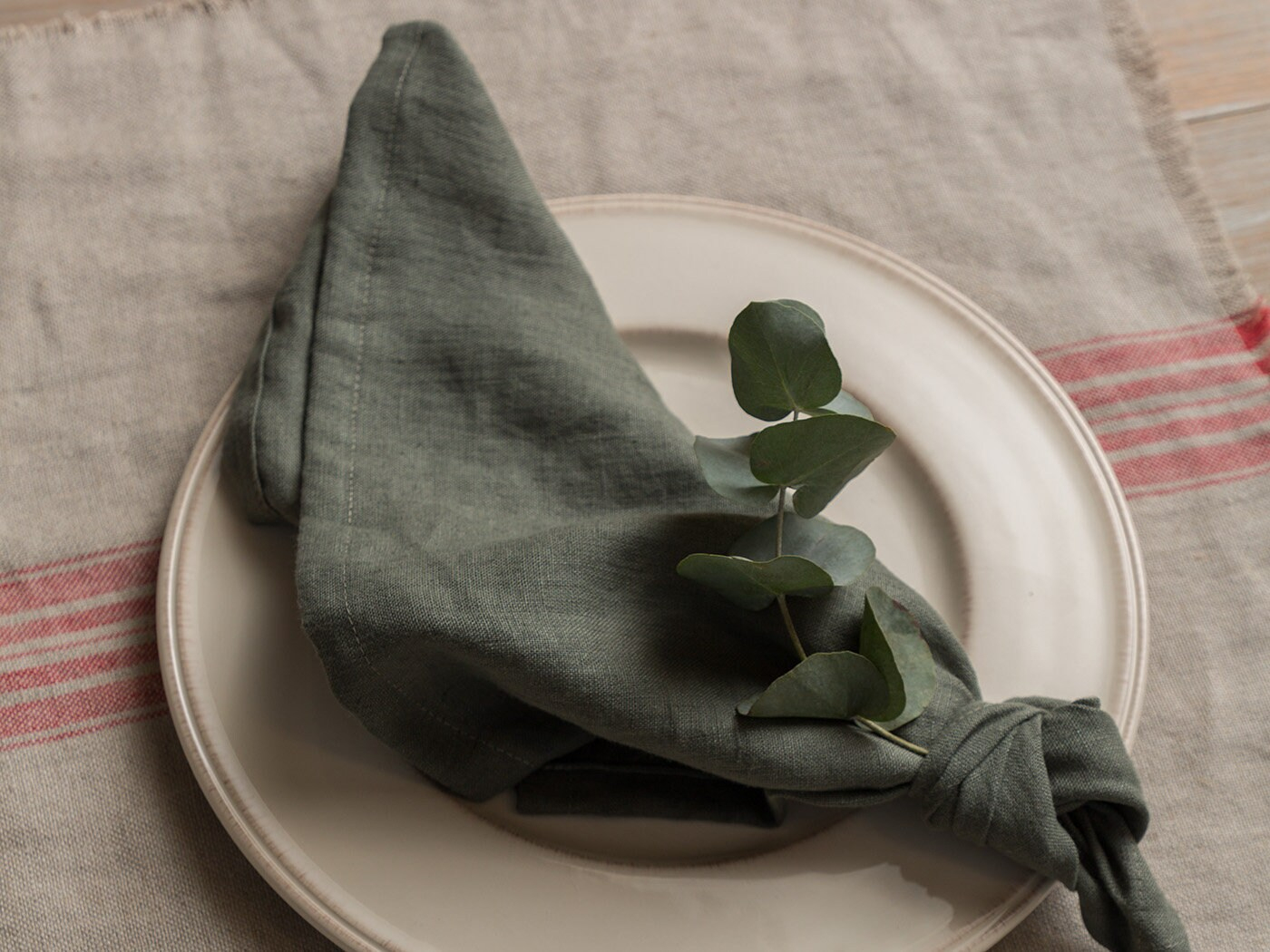 Linen Placemats- Farmhouse Style Washed Linen Placemats avec Farmhouse Placemats 