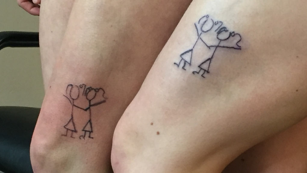 Melfort Tattoo Artist Lets Customers Tattoo One Another à Tattoo Artist Saskatoon 