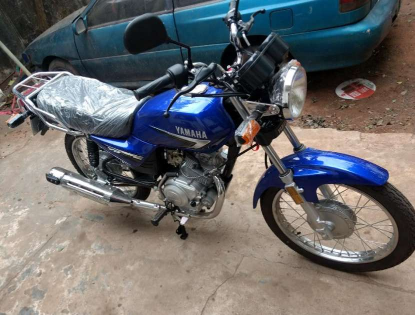 Moto Yamaha Yb125 0Km Con Chapa Del Mercosur concernant Yamaha Yb125 