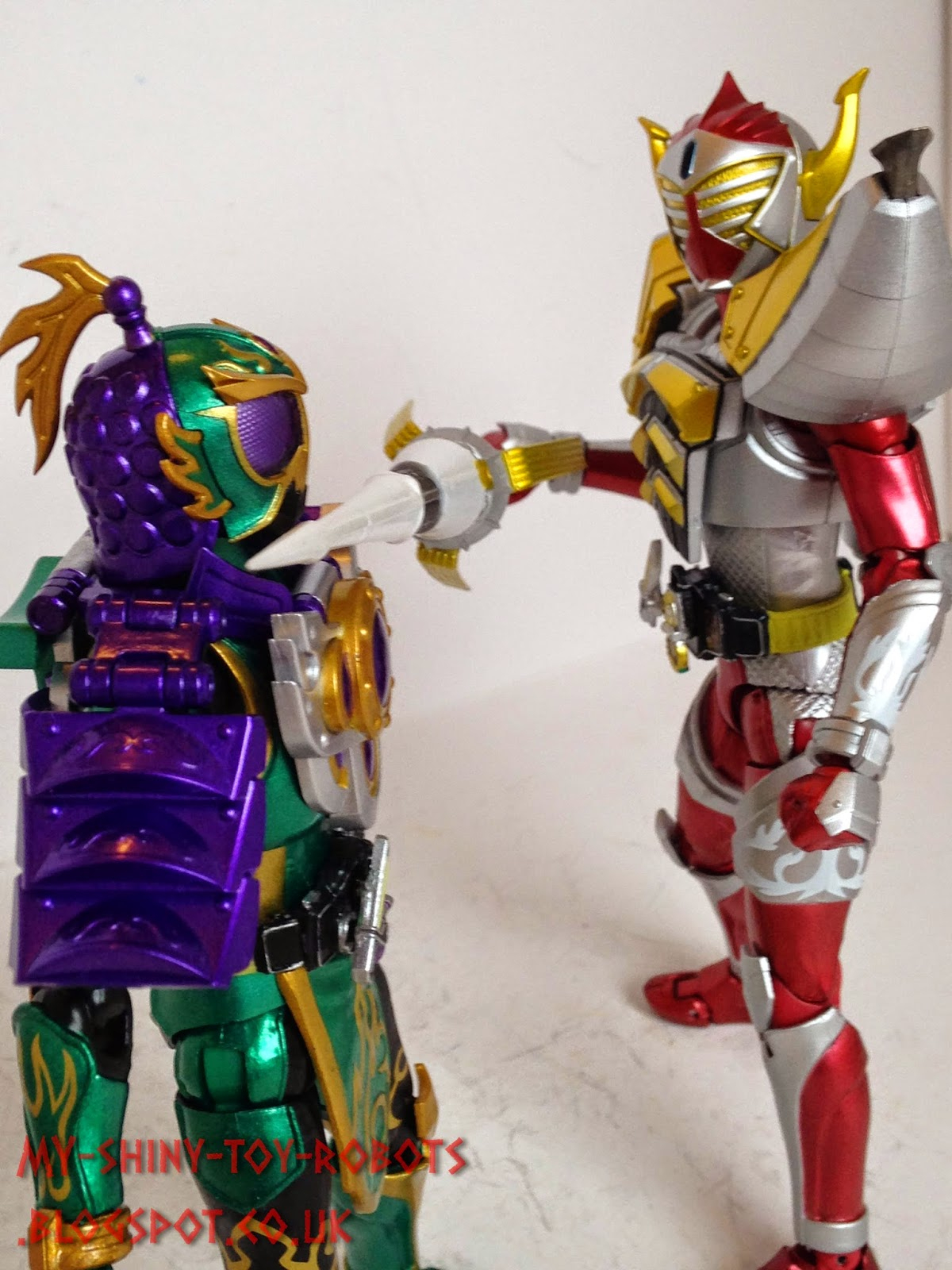 My Shiny Toy Robots: Toybox Review: S.h. Figuarts Kamen intérieur Kamen Rider Ryugen 