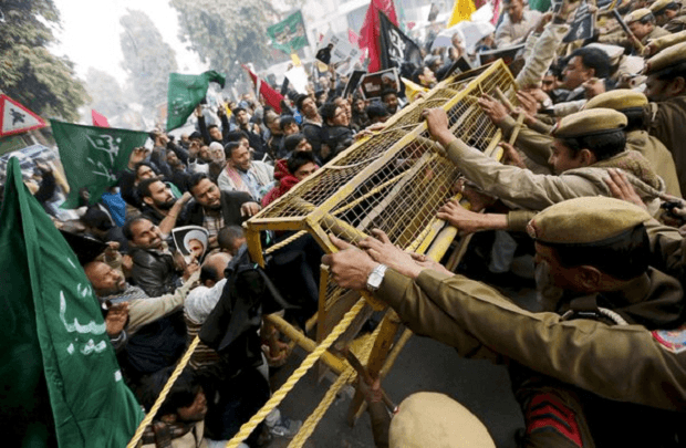 Protests Across India Against Saudi Execution Of Shiite Cleric à Royal Embassy Of Saudi Arabia Islamabad 