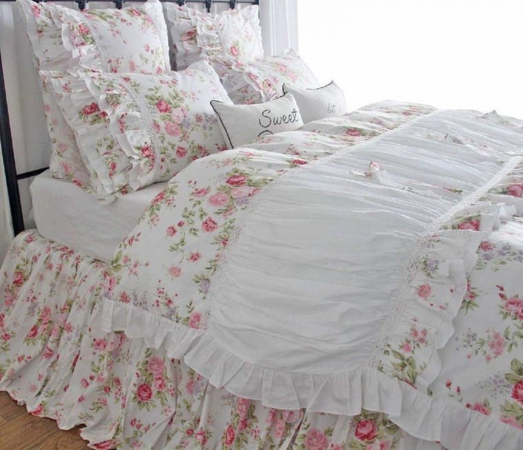 Purple'S Picks: Shabby Chic Beds – Purple  Shabby Chic concernant Simply Shabby Chic Bedding