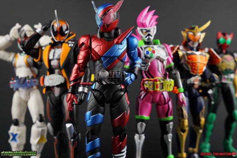 S.h. Figuarts Kamen Rider Build Rabbit Tank Form Gallery serapportantà Kamen Rider Build