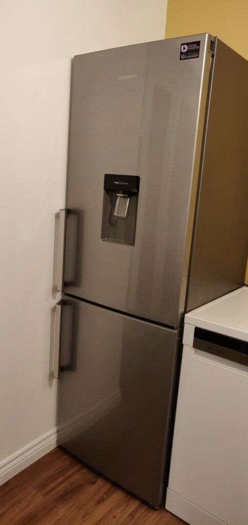 Samsung Fridge Freezer (Rb29Fwjndsa)  In Easington Lane concernant Samsung Fridge Freezer 