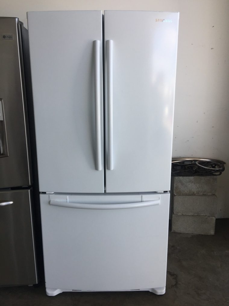 Samsung Samsung French Door White Refrigerator Wice Maker tout Samsung French Door Fridge