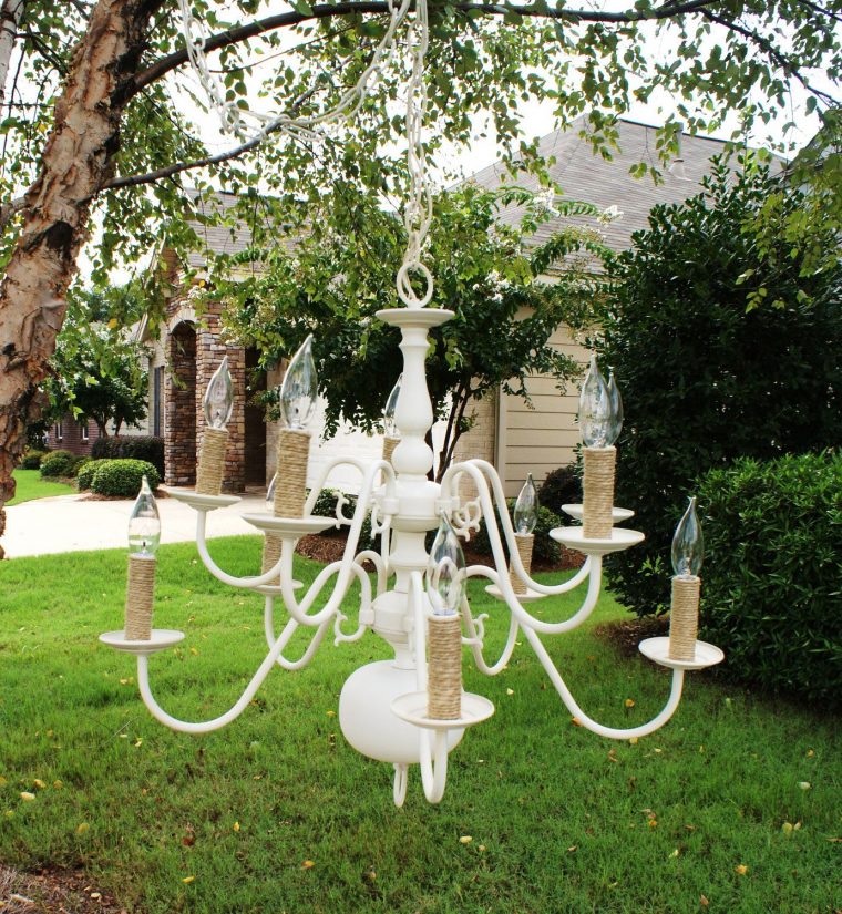 Shabby Chic Logan Chandelier  Shabby Chic Chandelier encequiconcerne Shabby Chic Chandeliers