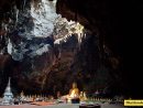 Tham Khao Luang Cave avec Phetchaburi Flights