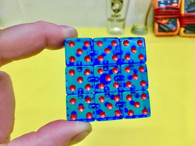 Video Of Magnetic Dice Rubik&amp;#039;S Cube. 3X3X3: Blue serapportantà Rubik 3X3 Magnetic 