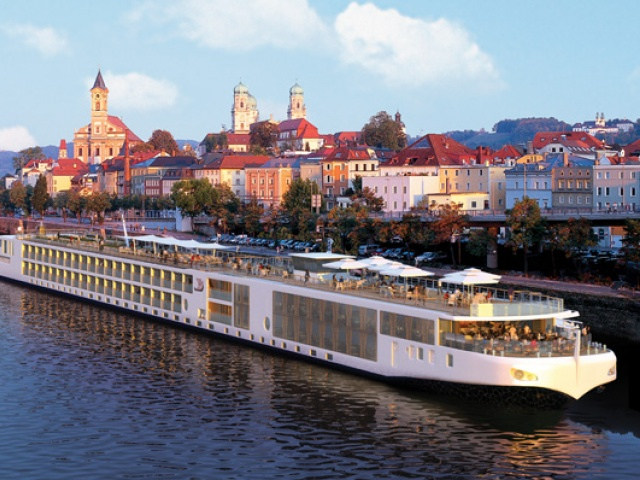 Viking River Cruises Amsterdam Luxury Travel Review tout Viking Prestige Cruise Ship 
