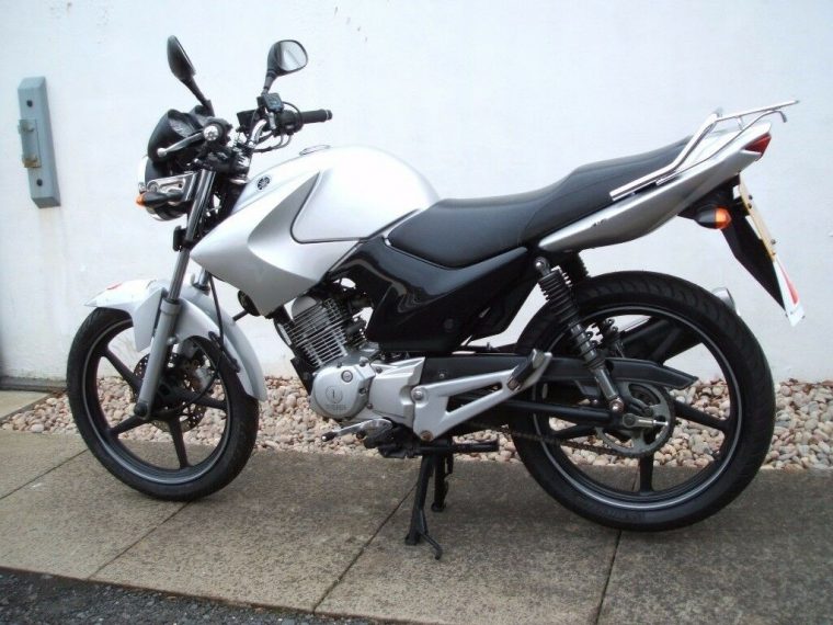 Yamaha Ybr 125 2012 Low Mileage, Lovely Condition. Silver dedans Ybr 125 Precio