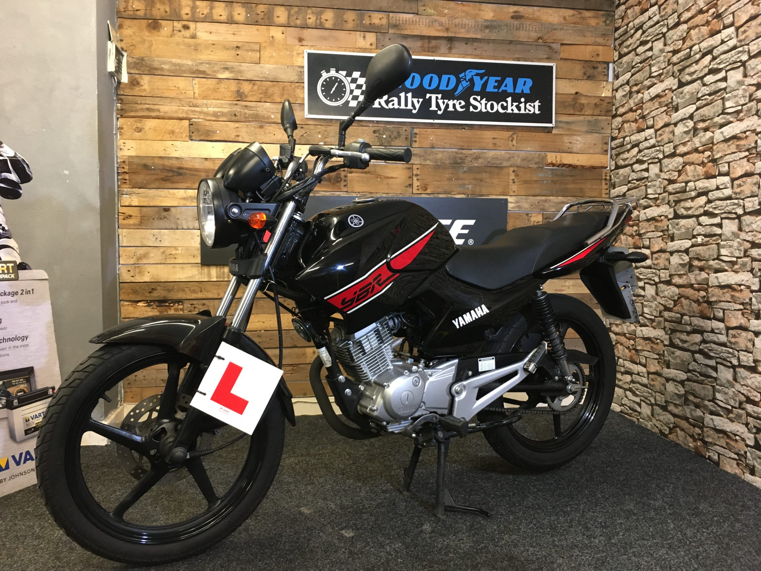 Yamaha Ybr125 Fuel Injection 2016 - Techmoto Motorcycles intérieur Ybr 125G For Sale 