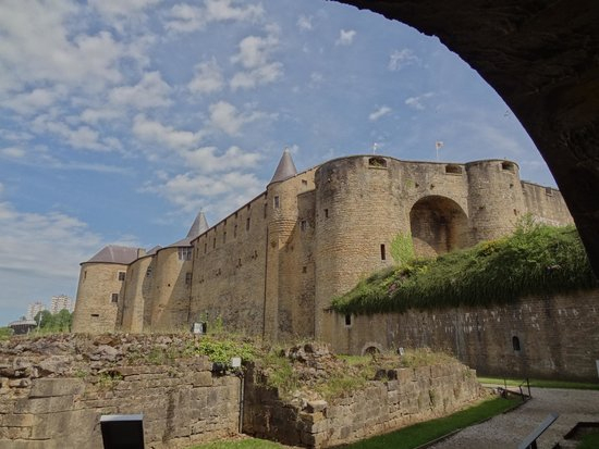 A L Interieur Du Chateau Fort - Picture Of Chateau Fort De serapportantà Intã©Rieur Chã¢Teau Fort 