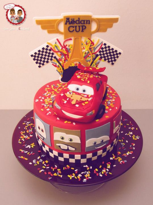 Cars Cake Pixar - Gâteau Thème Cars 2 Pour Un Bâpteme - Un tout Reglement Jeu Cars Piston