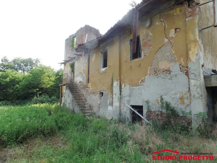 Casolare Da Ristrutturare Immerso Nel Parco Della encequiconcerne 86 Dã©Partement Ville