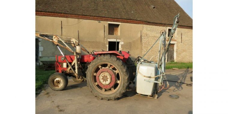 Damerey. Drame Dans La Cour De La Ferme tout Tracteur De La Ferme Dans Sam Le Pompier