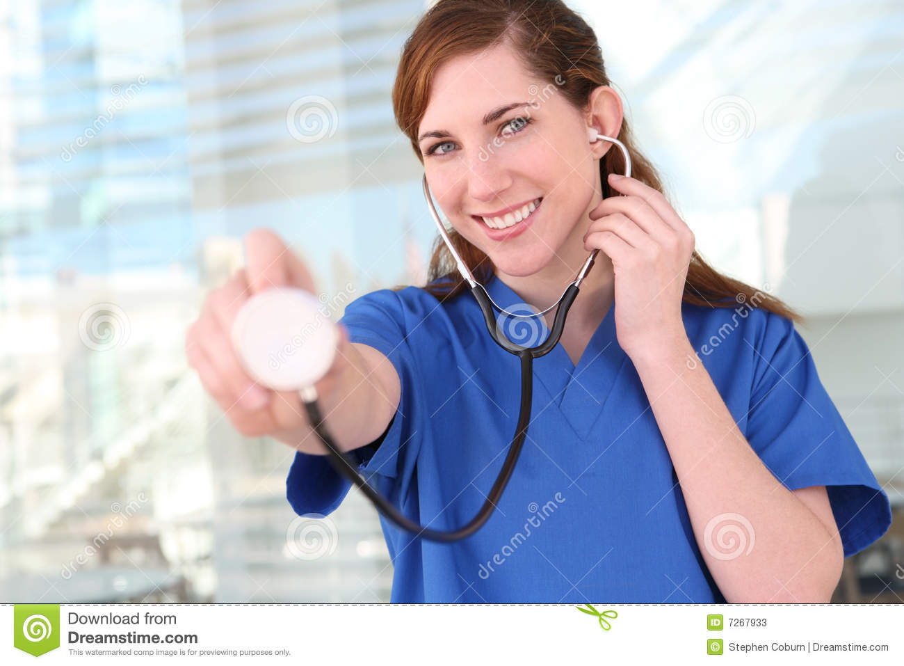 Nurse With Stethoscope At Hospital Stock Photos - Image serapportantà Stethoscopeexamnurse 