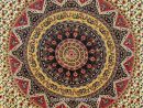 Beige And Red Kerala Star Mandala Wall Tapestry tout Mandala