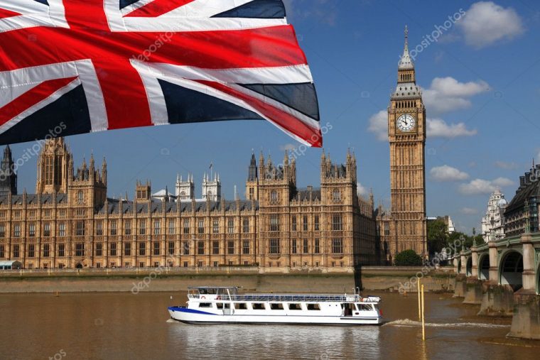 Big Ben Avec Drapeau De L'Angleterre, Londres, Royaume-Uni encequiconcerne Le Drapeaux De L Angleterre