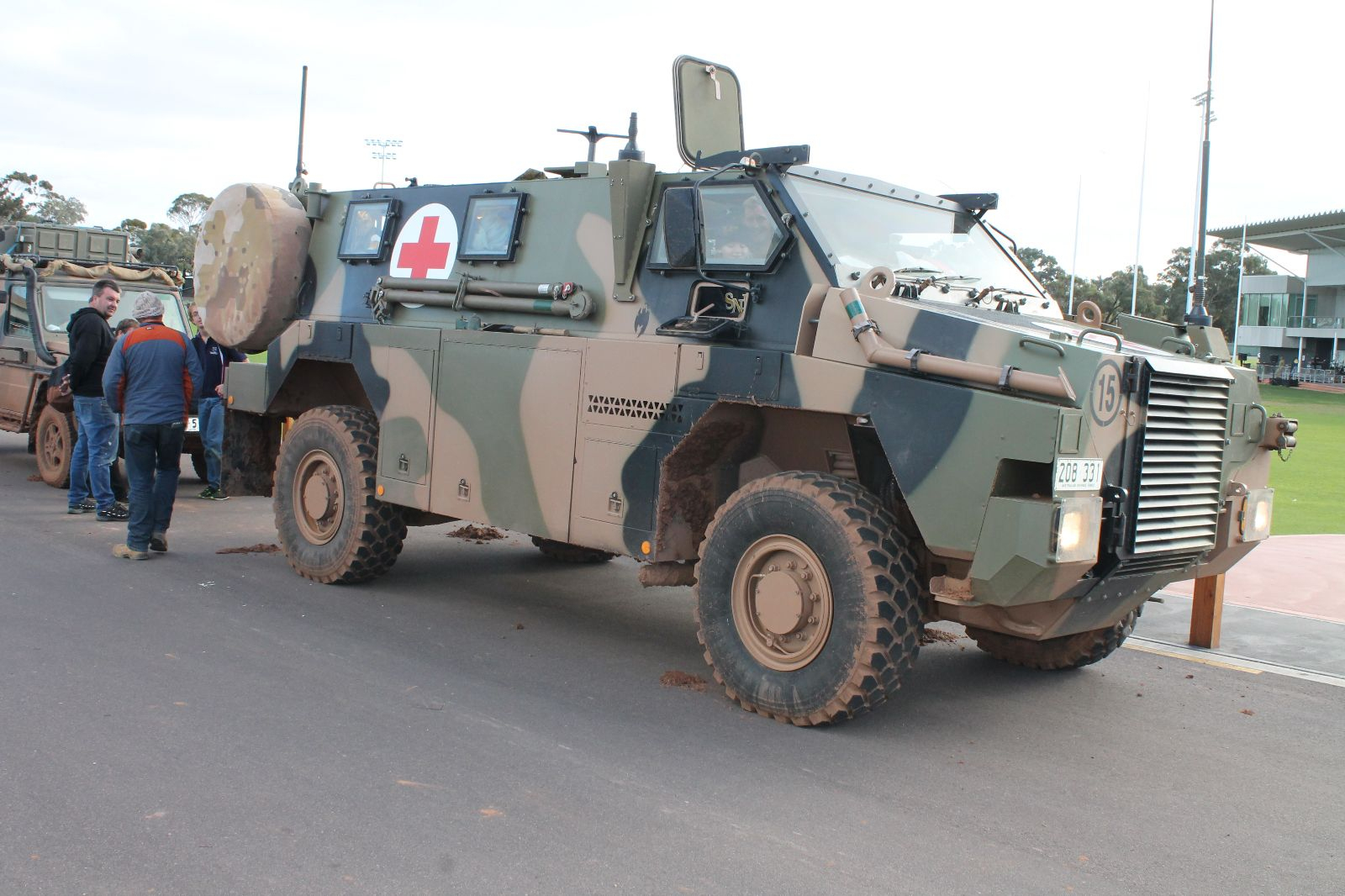 Bushmaster Ambulance. Австралийская Армия  Militaire destiné Ambulance Militaire 