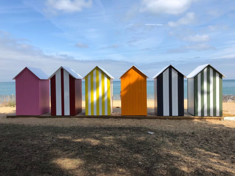 Cabines De Plage, La Brée-Les-Bains, Île D'Oléron-France dedans Dessin Cabine De Plage