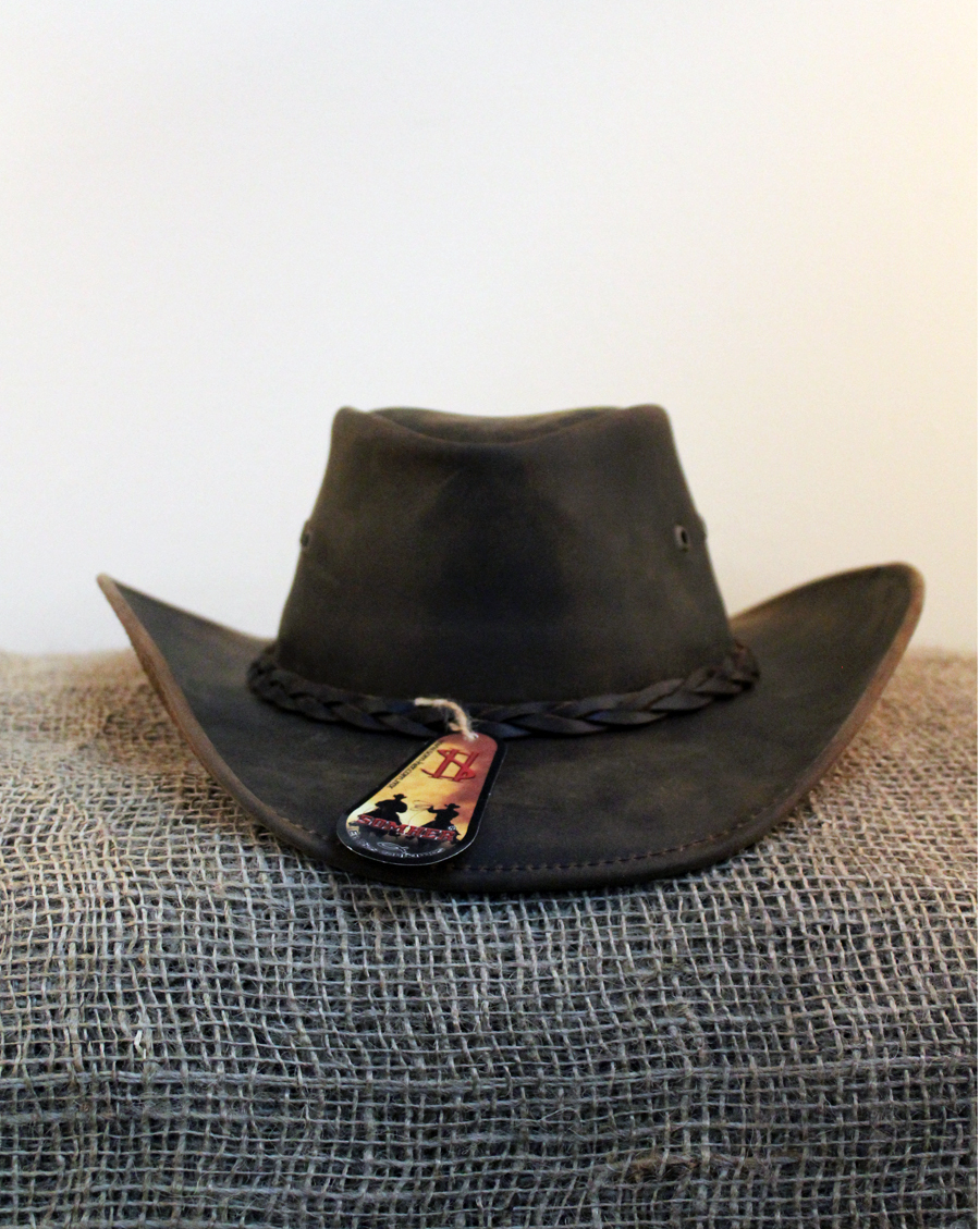 Chapeau Cowboy Style Vieillot En Cuir  Salon Du Ranch avec Chapeau En Ligne 