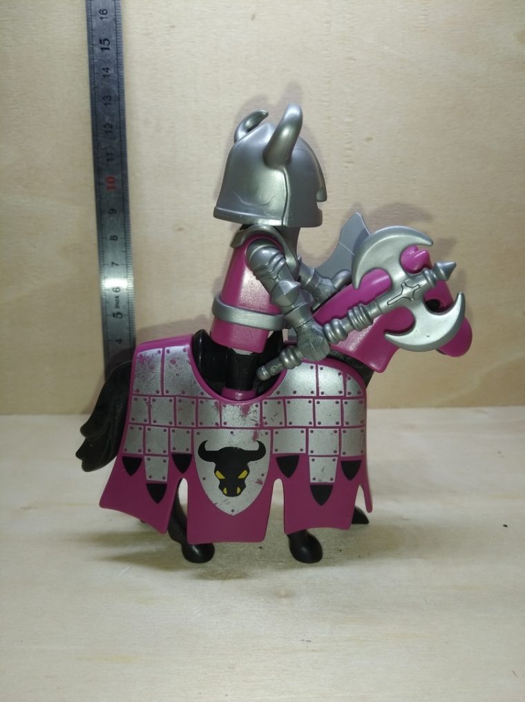 Chevalier Du Taureau Sur Son Cheval Playmobil® – Playmobil pour Chevalier Playmobil