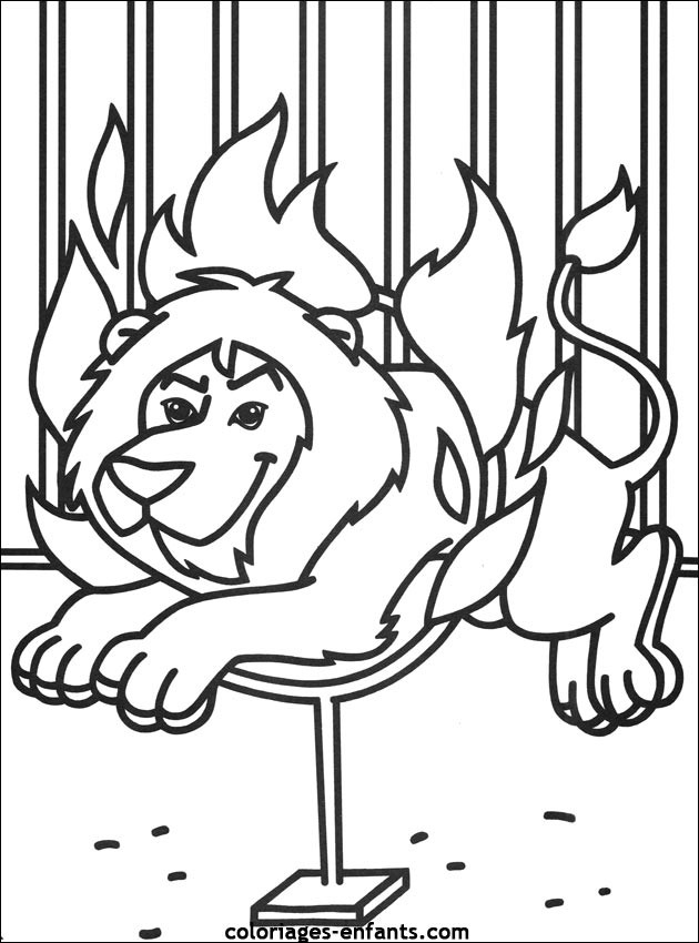 Coloriage Cirque Spectacle De Lion Dessin Gratuit À Imprimer pour Coloriage De Cirque 