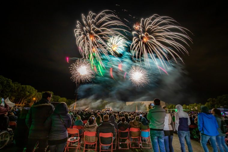 Comment Organiser Un Feu D'Artifice Chez Soi intérieur Comment Dessiner Un Feu D Artifice