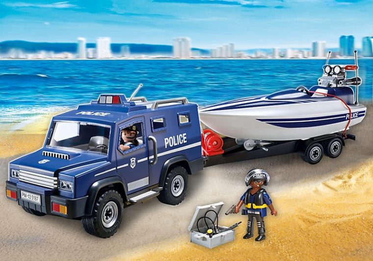 Fourgon Et Vedette De Police Playmobil 5187 Bateau  Policiers encequiconcerne Jeux De Voiture De Policier