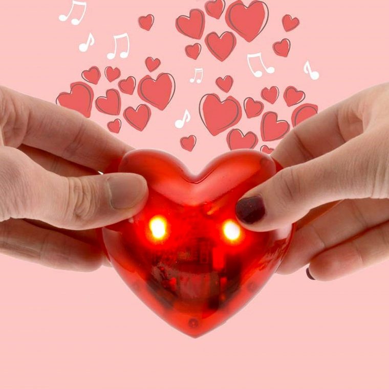 Gadget Amoureux : Coeur Testeur D'Amour À 12,95 pour Des Coeurs D Amour