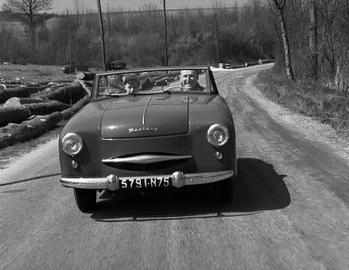 Imcdb: 1954 Panhard Dyna Junior Cabriolet [X87] In pour Poisson D Avril Film