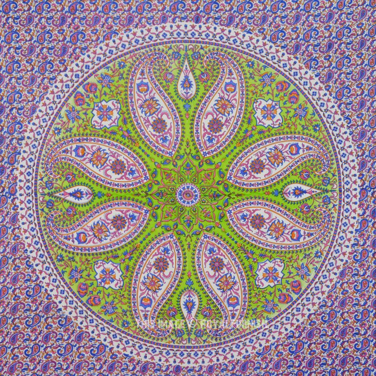 Large Purple Paisley Wheel Hippie Mandala Tapestry dedans Mandala