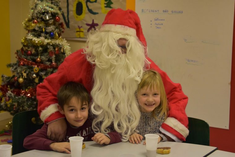 Le Père Noël Chez Les Lutins  Ville D'Essey-Lès-Nancy serapportantà Les Lutins Du Pere Noel