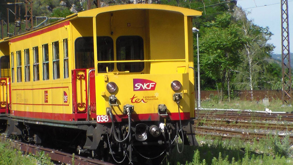 Le Petit Train Jaune Tutoie Les Étoiles - Cerdagne concernant Toma Le Petit Train 