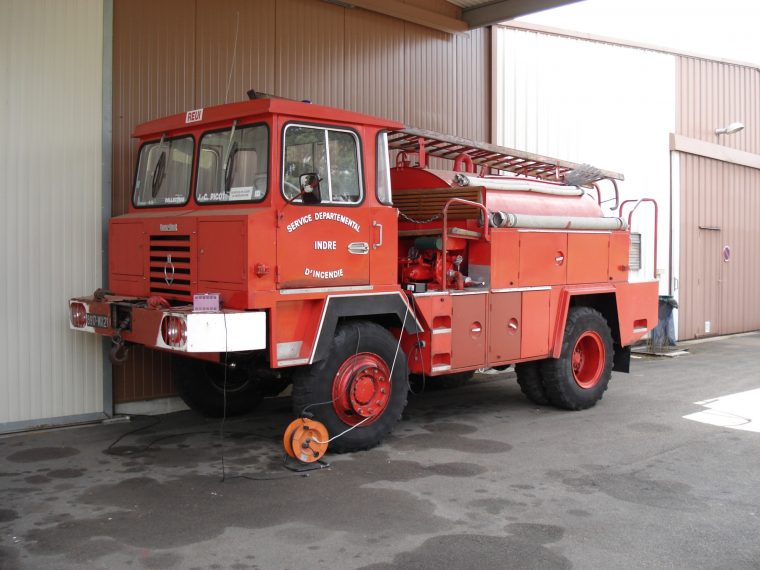 Les Anciens Camions De Pompiers Et Les Réformés – Auto Titre dedans Un Camion De Pompier