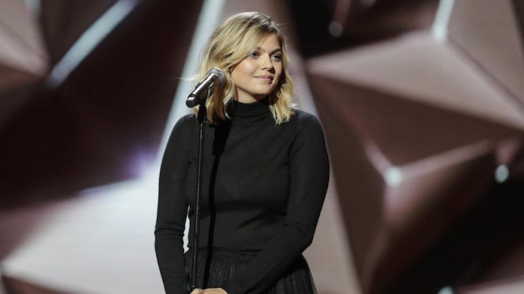 Louane Déverrouille Sa Page Instagram Privée Et Dévoile Le dedans Prenom Fille Louane