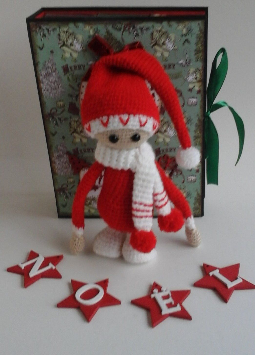 Lutin Du Pere Noel ( Figurine Au Crochet)  Decoration serapportantà Lutin Du Pere Noel