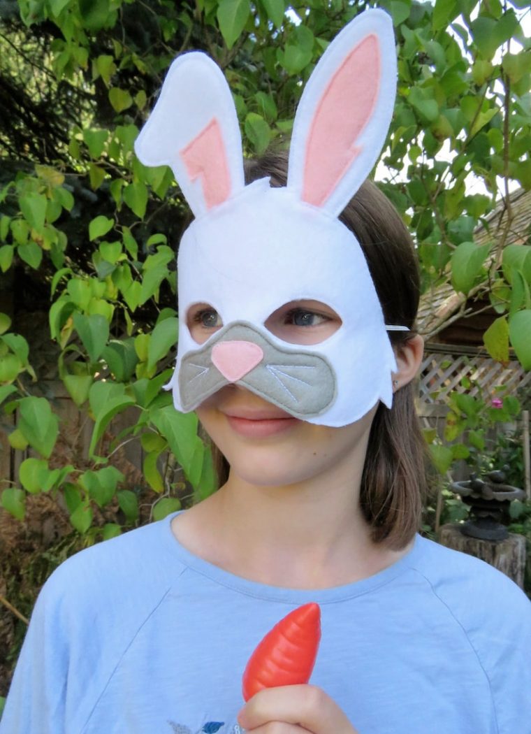 Masque De Lapin Blanc Masque De Lapin Animal De Forêt  Etsy à Fabriquer Un Masque De Lapin