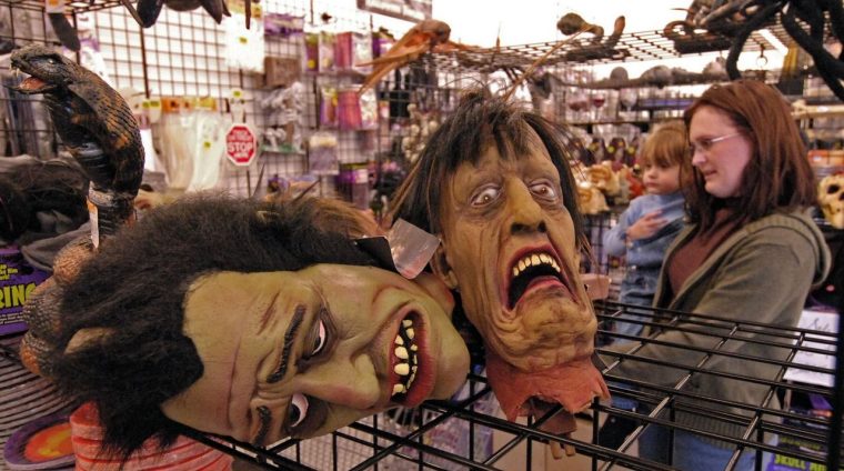 North Alabama Retailers Talk Halloween Shopping; Spending dedans Halloween 9