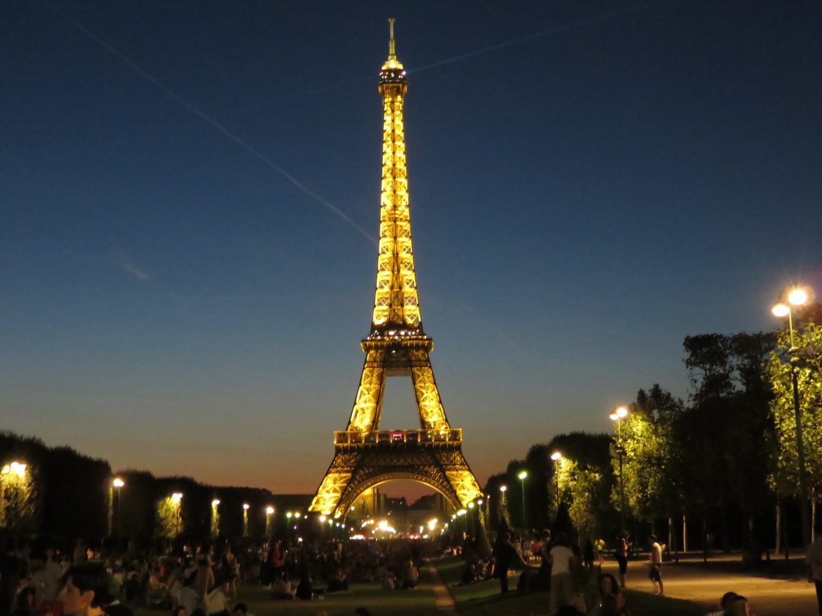 Paris: La Tour Eiffel  Away With Joanna tout Photo De La Tour Eiffel A Imprimer