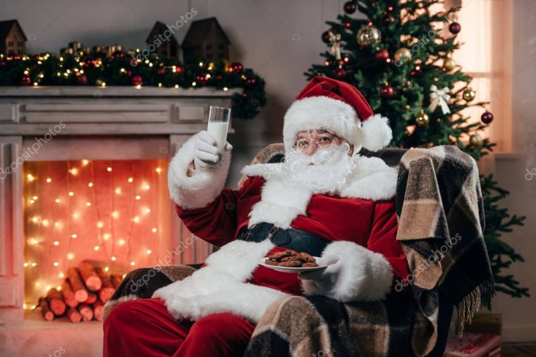 Père Noël Avec Les Biscuits Et Le Lait — Photographie encequiconcerne Pere Noeil